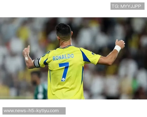 吉达国民官方调侃C罗打车回利雅得965公里引发热议